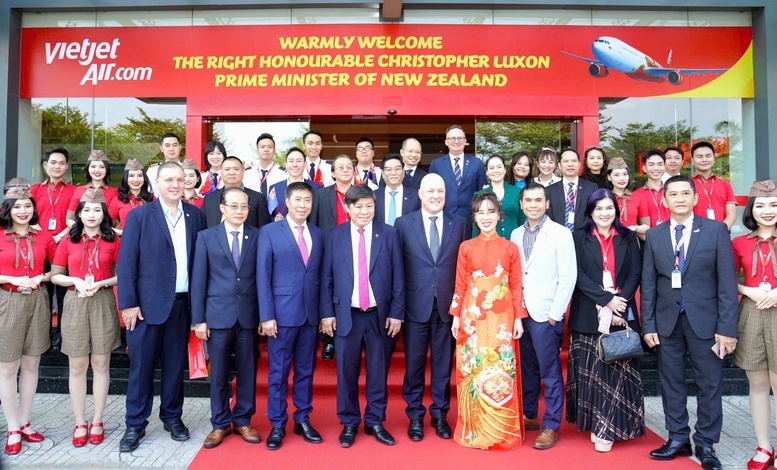 Thủ tướng New Zealand thăm Học viện Hàng không Vietjet của bà Nguyễn Thị Phương Thảo, 'mở đường' cho thương vụ tỷ đô?