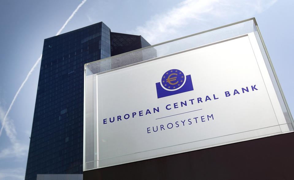 Những xáo động trong lĩnh vực ngân hàng có thể làm gia tăng rủi ro tài chính tại Eurozone