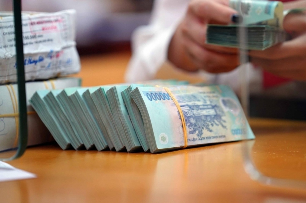 Chênh lệch lãi suất VND và USD chuyển sang dương: Thị trường liên ngân hàng đang phát đi tín hiệu gì?