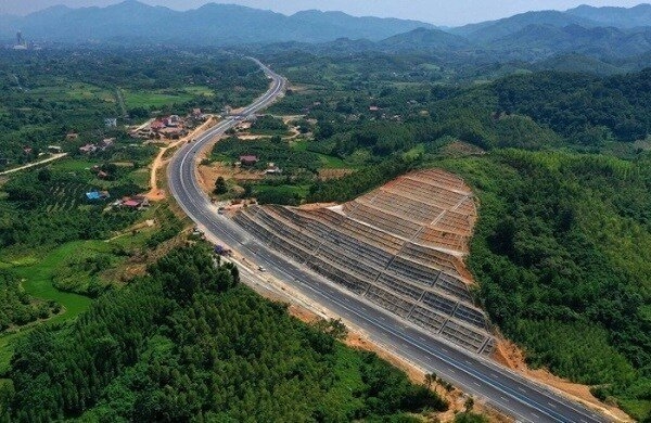 Tăng tổng mức đầu tư dự án cao tốc Tuyên Quang - Phú  Thọ lên trên 3.700 tỷ đồng