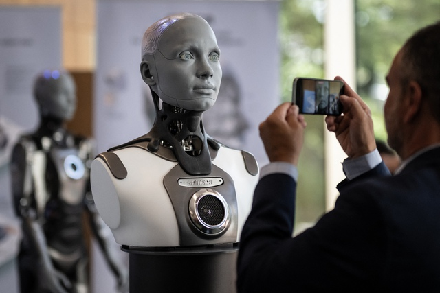 Công dân robot đầu tiên tuyên bố gây sốc về AI