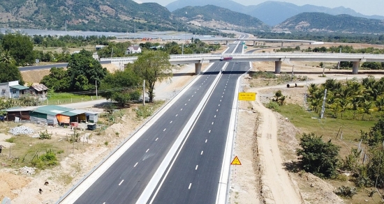 Cao tốc Nghi Sơn - Diễn Châu sắp thông xe
