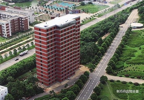 "Chóng mặt" tốc độ xây dựng không tưởng ở Trung Quốc: Xây khách sạn 15 tầng trong chưa đầy 6 ngày với chỉ 200 công nhân