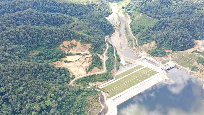 Nhà máy thủy điện 9.500 tỷ đồng có đường hầm dẫn nước dài nhất, đập đất và cột nước cao nhất Việt Nam