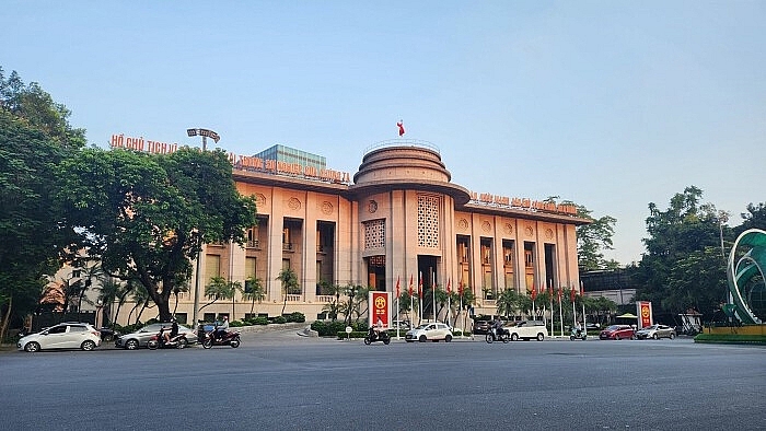 NHNN quay trở lại hút ròng 15.000 tỷ đồng tín phiếu phiên 27/10