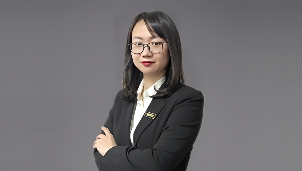 Profile của bà Vũ Thanh Huệ - Tân Chủ tịch 8x của Chứng khoán LPBank