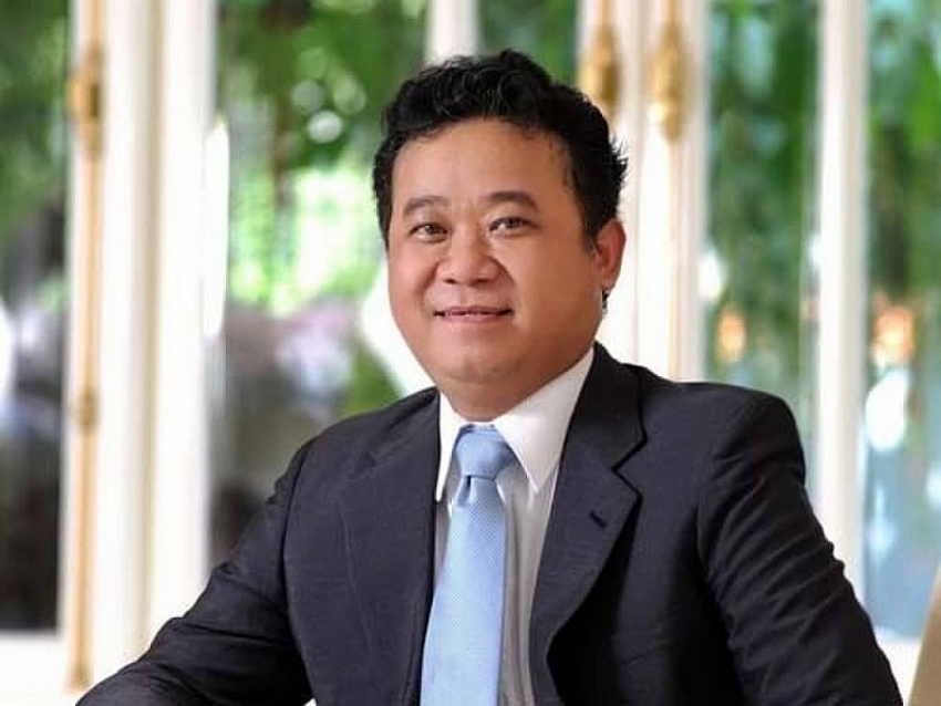 Những doanh nhân nổi tiếng bước ra từ ngành Luật: Từ phu nhân tỷ phú giàu nhất Việt Nam đến người đứng đầu 