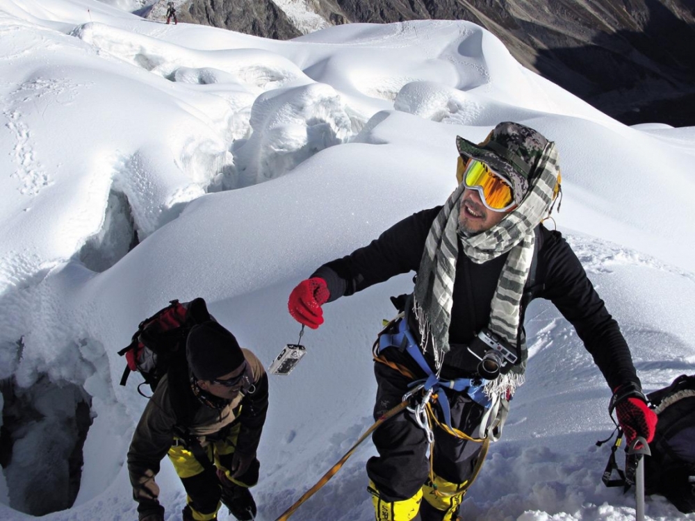 Theo Baidu, ông Vương Thực cũng là người giữ kỷ lục về độ tuổi chinh phục đỉnh Everest của Trung Quốc