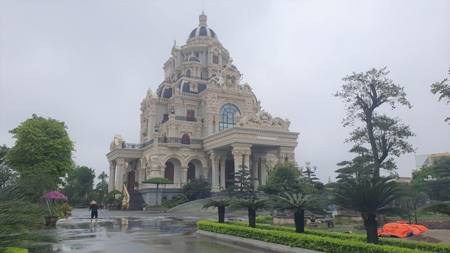 Làng tỷ phú nức tiếng ở Nam Định: Đi vài trăm mét có một dinh thự, tàu trăm tỷ xuôi ngược khắp chốn, nổi tiếng với đám cưới của 