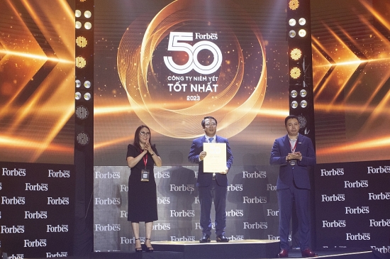 Bảo Việt - 11 năm liên tiếp trong “Danh sách 50 công ty niêm yết tốt nhất” (Forbes)