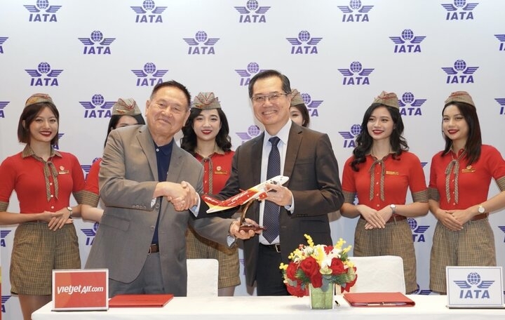 Bên trong học viện hàng không chuẩn châu Âu tại Việt Nam: Được trang bị tới 3 buồng lái mô phỏng, chứa cả hồ bơi tạo sóng tiêu chuẩn Olympic