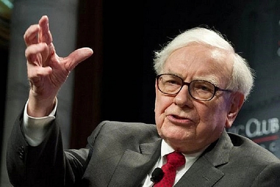 Warren Buffett bán 28,7 tỷ USD cổ phiếu, gióng lên hồi chuông cảnh báo về nền kinh tế Mỹ