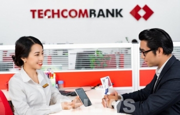 Phó Tổng Giám đốc Techcombank đăng kí bán 300.000 cổ phiếu