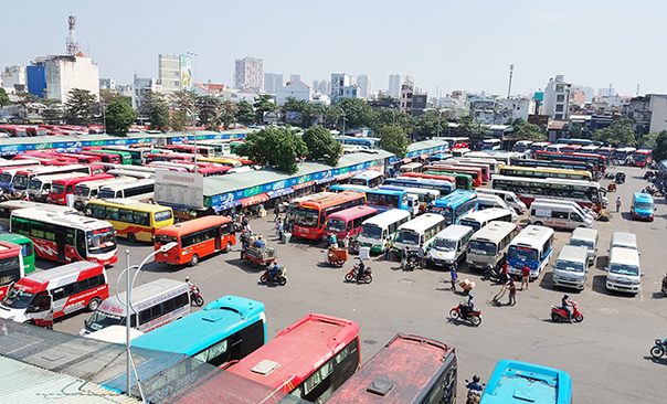 Giá vé xe khách tăng từ 17%-70% dịp Tết Nguyên đán Giáp Thìn 2024