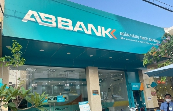 ABBank tăng trưởng số lượng giao dịch trên kênh ngân hàng số, đẩy mạnh ưu đãi cho khách hàng cá nhân và doanh nghiệp SME