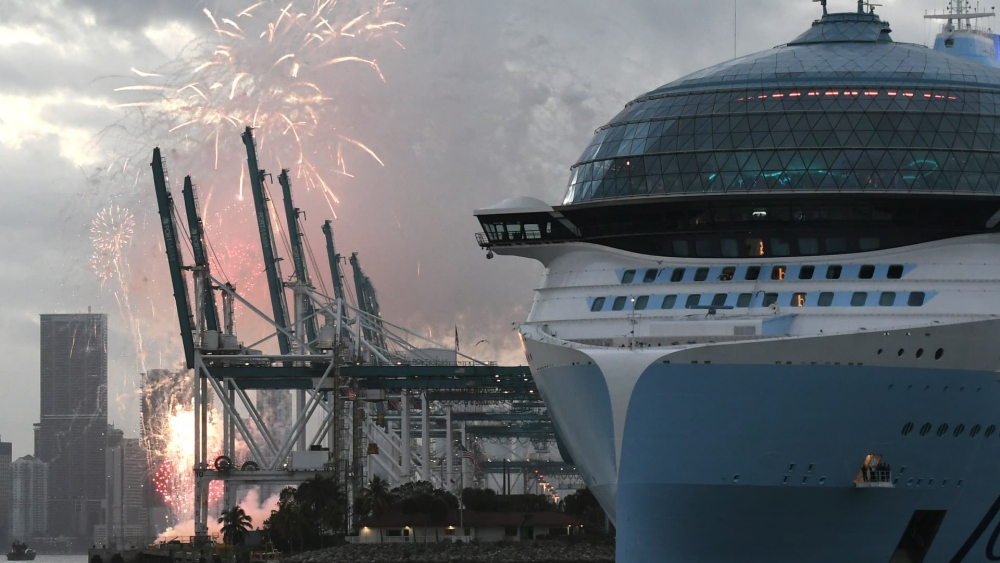 Siêu du thuyền lớn nhất thế giới: 'Kiệt tác hàng hải' lớn gấp 5 lần tàu Titanic, nặng hơn 250.000 tấn