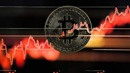 Nguyên nhân nào giúp Bitcoin vượt mốc 50.000 USD lần đầu tiên kể từ năm 2021?