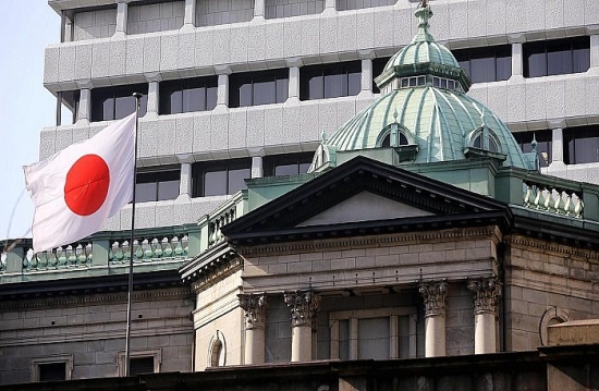Nhật Bản chấm dứt chế độ lãi suất âm cuối cùng trên thế giới sau 17 năm