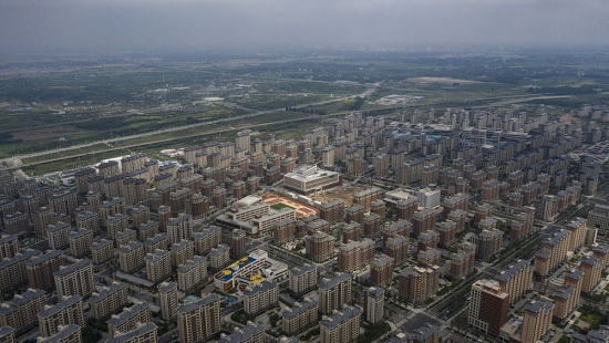 Khủng hoảng bất động sản Trung Quốc: Ông lớn số 2 nguy cơ vỡ nợ, giá nhà tiếp tục chạm đáy