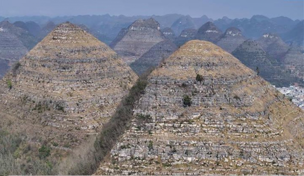 Quốc gia châu Á gây xôn xao khi sở hữu những ngọn núi bí ẩn trông y hệt kim tự tháp Ai Cập