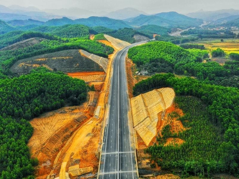 Tỉnh có nhiều khu công nghiệp nhất Việt Nam bất ngờ thay đổi đầu tư 2 tuyến cao tốc liên tỉnh