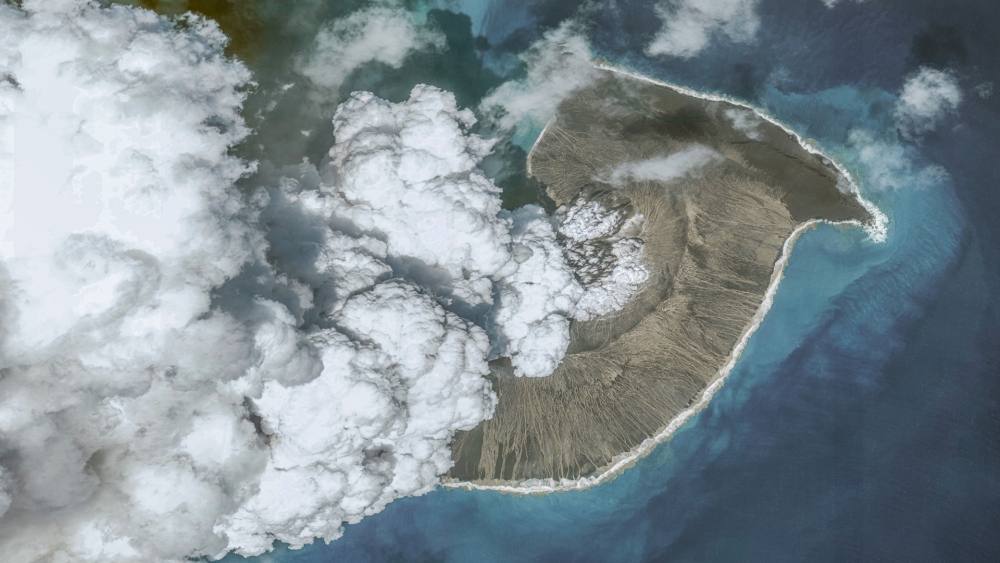 Vụ phun trào núi lửa Hunga Tonga-Hunga Ha'apai vào tháng 1 năm 2022 đã bơm một lượng nước kỷ lục vào tầng bình lưu của Trái đất