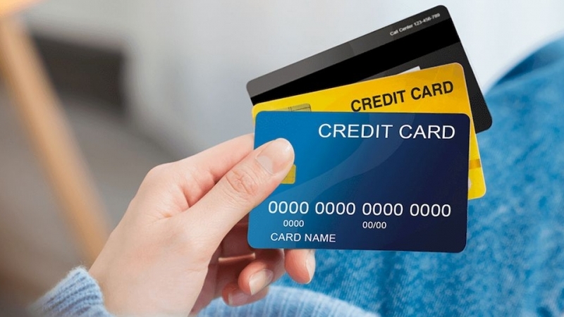 Ngân hàng tự ý mở thẻ tín dụng khi chưa được sự đồng ý của khách hàng sẽ bị xử phạt như thế nào?