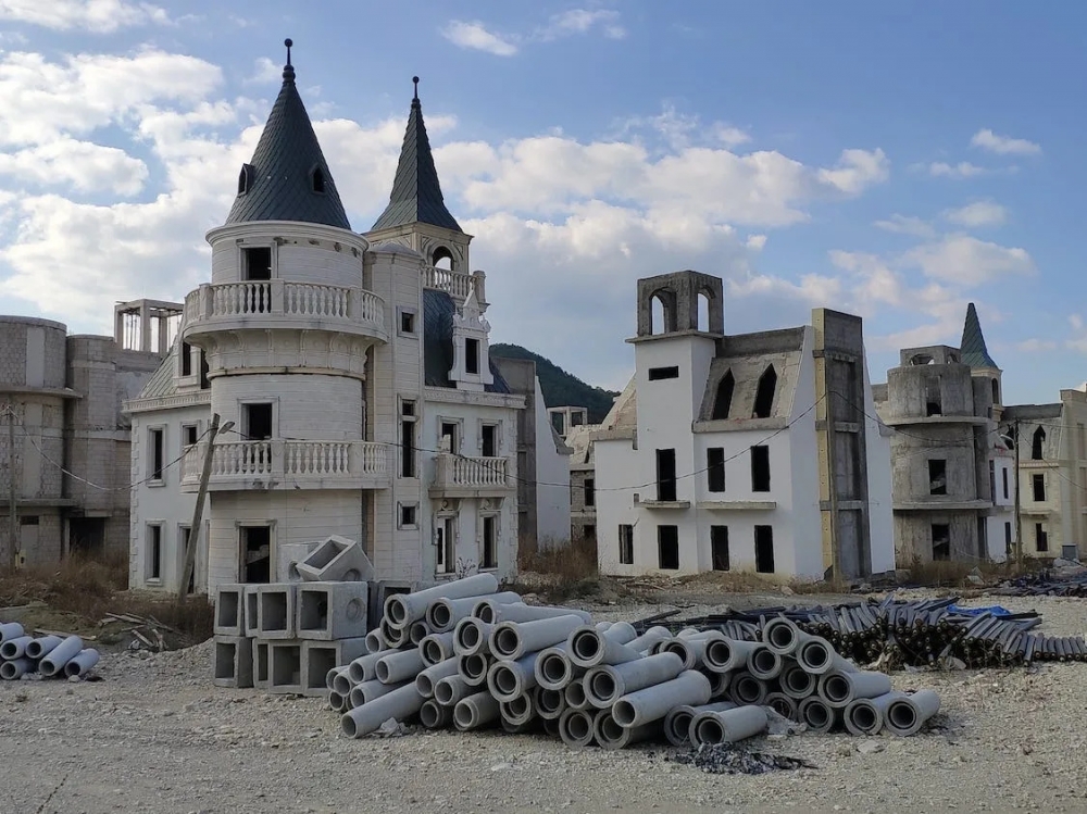 Khám phá ‘thị trấn ma’ trị giá 200 triệu USD ở Thổ Nhĩ Kỳ với hơn 500 tòa lâu đài bị bỏ hoang