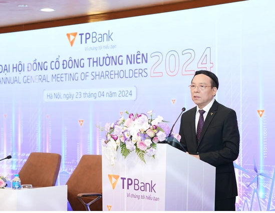 Bỗng dưng ‘quay xe’ quyết định chia cổ tức, Chủ tịch TPBank Đỗ Minh Phú nhắn nhủ gì?