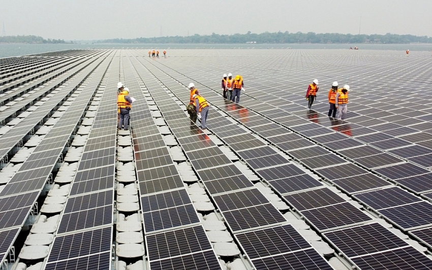 Doanh nghiệp Mỹ ‘kêu cứu’, đòi áp thuế quan với pin năng lượng mặt trời giá rẻ của Đông Nam Á