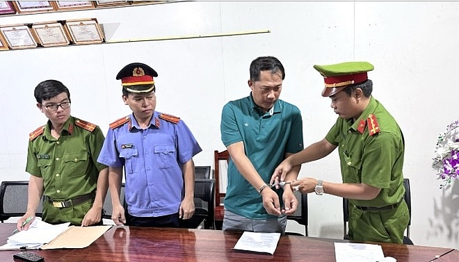 Du Việt Thanh, nguyên chủ tịch UBND xã Cửa Cạn, TP. Phú Quốc, tỉnh Kiên Giang bị bắt