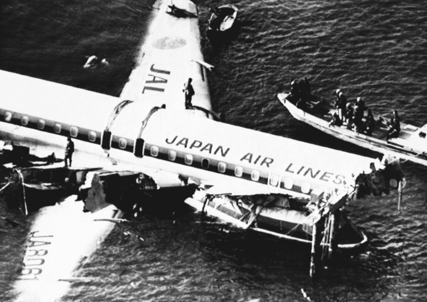 Đuôi máy bay gãy rời, Boeing 747 nổ tung khiến 520 người thiệt mạng: Vụ tai nạn thảm khốc nhất lịch sử hàng không được ví như ‘bài học máu’ đau đớn