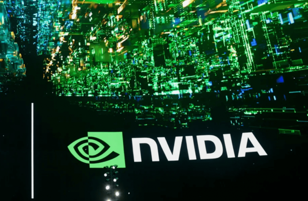Ngậm ngùi trả ‘ngôi vương’ cho Microsoft: Cổ phiếu Nvidia giảm phiên thứ 2 liên tiếp, thổi bay 220 tỷ USD vốn hóa
