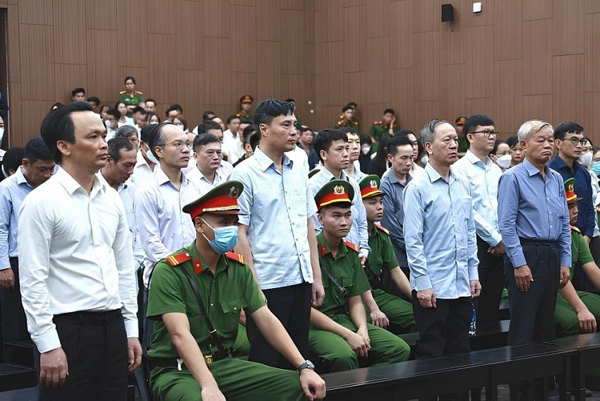 Vụ án Trịnh Văn Quyết: Cựu Chủ tịch CLB bóng đá Thanh Hóa vắng mặt tại tòa