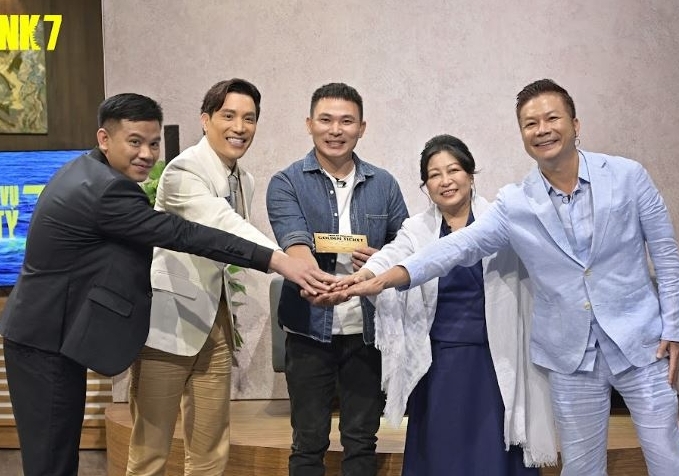 'Cậu bé đánh giày' được 4 Shark cùng đầu tư, nhận vé vàng 500 triệu ngay trước giờ phát sóng