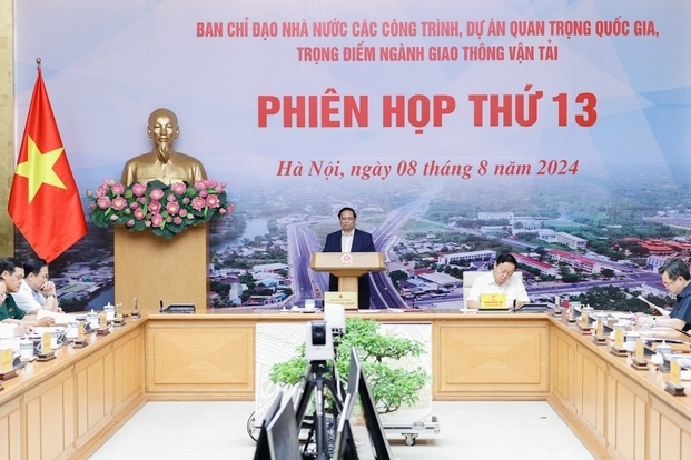 Thủ tướng yêu cầu tăng tốc để hoàn thành 3.000km đường cao tốc vào năm 2025