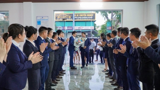 Dòng tiền 'cá mập' tái xuất sau 4 tháng, cổ phiếu Đất Xanh (DXG) thị uy sức mạnh