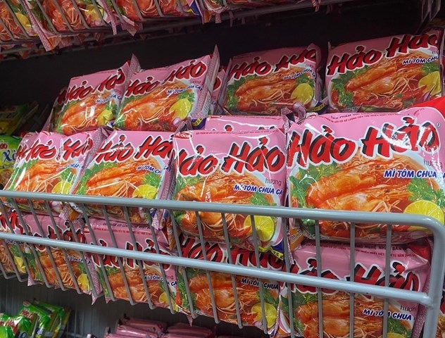 Việt Nam tiêu thụ 8,1 tỷ gói mì trong năm 2023, thương hiệu nào đắt khách nhất?