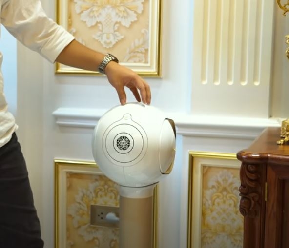 Chiêm ngưỡng biệt thự 300m2 của đại gia Thanh Hóa: 5 năm gom gỗ quý xây nhà, cặp loa phiên bản giới hạn 300 triệu đồng