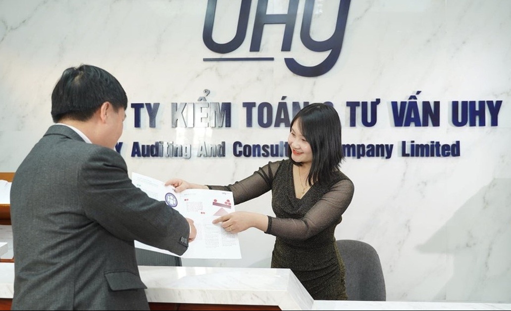 Kiểm toán UHY: 'Mất việc' ở FIT, FLC nhưng ẵm ngay hợp đồng ở Quốc Cường Gia Lai và loạt doanh nghiệp đang vướng lùm xùm