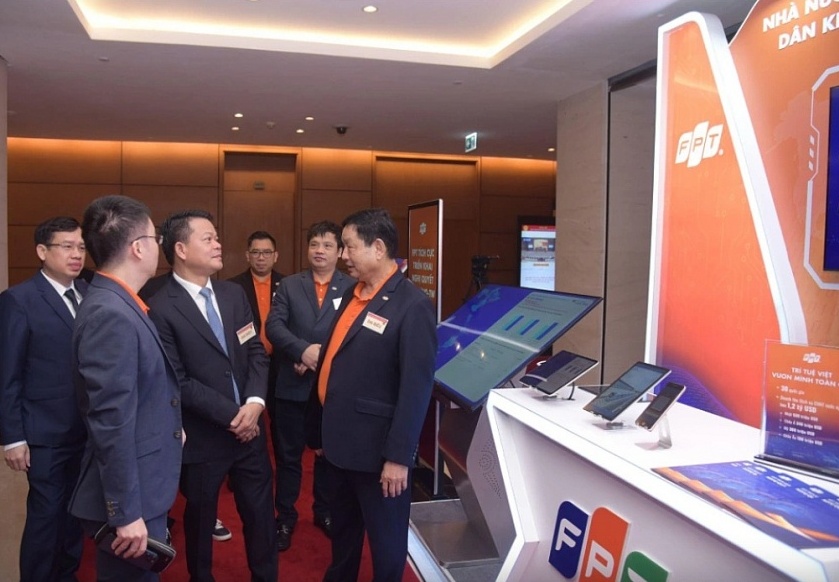 FPT giới thiệu 2 hệ thống phục vụ chuyển đổi số quốc gia tại hội nghị toàn quốc
