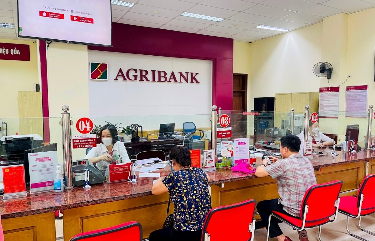 4 lần chuyển tiền lọt lưới, đến lần thứ 5, nhân viên Agribank ra tay đúng lúc cứu khách hàng thoát bẫy lừa đảo