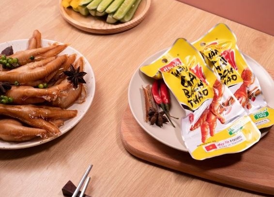 Chân gà ăn liền Made in Việt Nam 'lên ngôi', liệu có đủ sức đánh bật được hàng trôi nổi kém chất lượng?