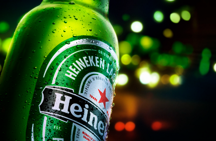 Heineken Việt Nam tặng gần 5.000 thùng bia cho người dân Quảng Nam