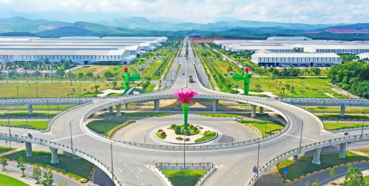Mạnh tay chi 103.000 tỷ đồng, THACO của ông Trần Bá Dương sắp 'kích hoạt' chuỗi dự án chiến lược tại Quảng Nam