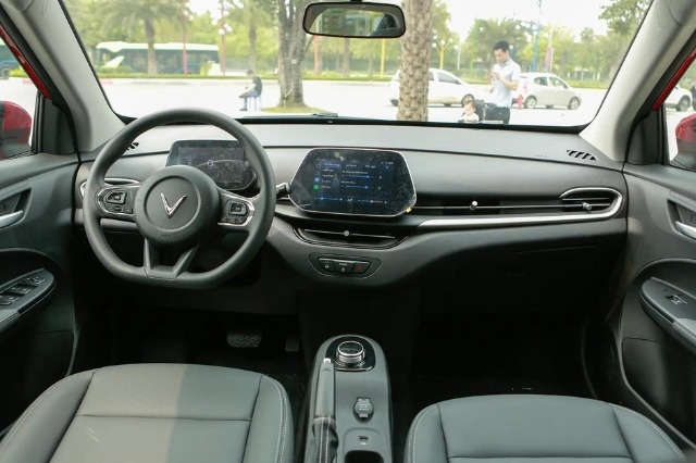 VinFast VF5 rao bán sau 1 năm sử dụng và lăn bánh 9.900km, chủ xe nói rõ giá và tình trạng của chiếc xe