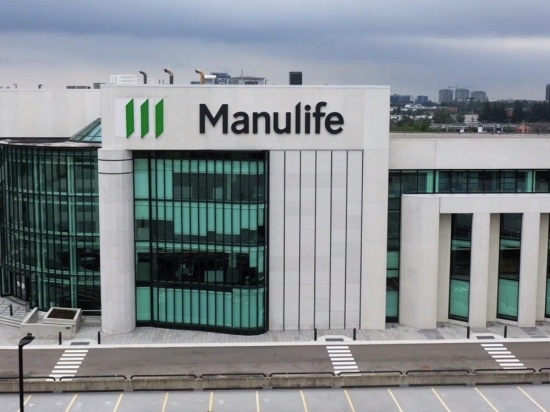 Manulife Việt Nam mang 22.800 tỷ đồng đầu tư cổ phiếu và trái phiếu