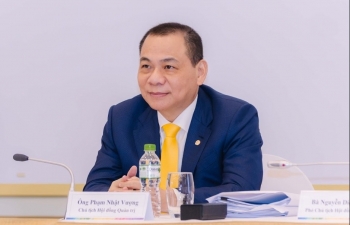 Tỷ phú Phạm Nhật Vượng được đề nghị xuất bản sách