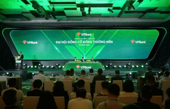 ĐHĐCĐ VPBank: Mục tiêu lợi nhuận tăng 26%, muốn mua công ty bảo hiểm nhân thọ, GPBank sẽ lãi 500 tỷ đồng trong năm nay
