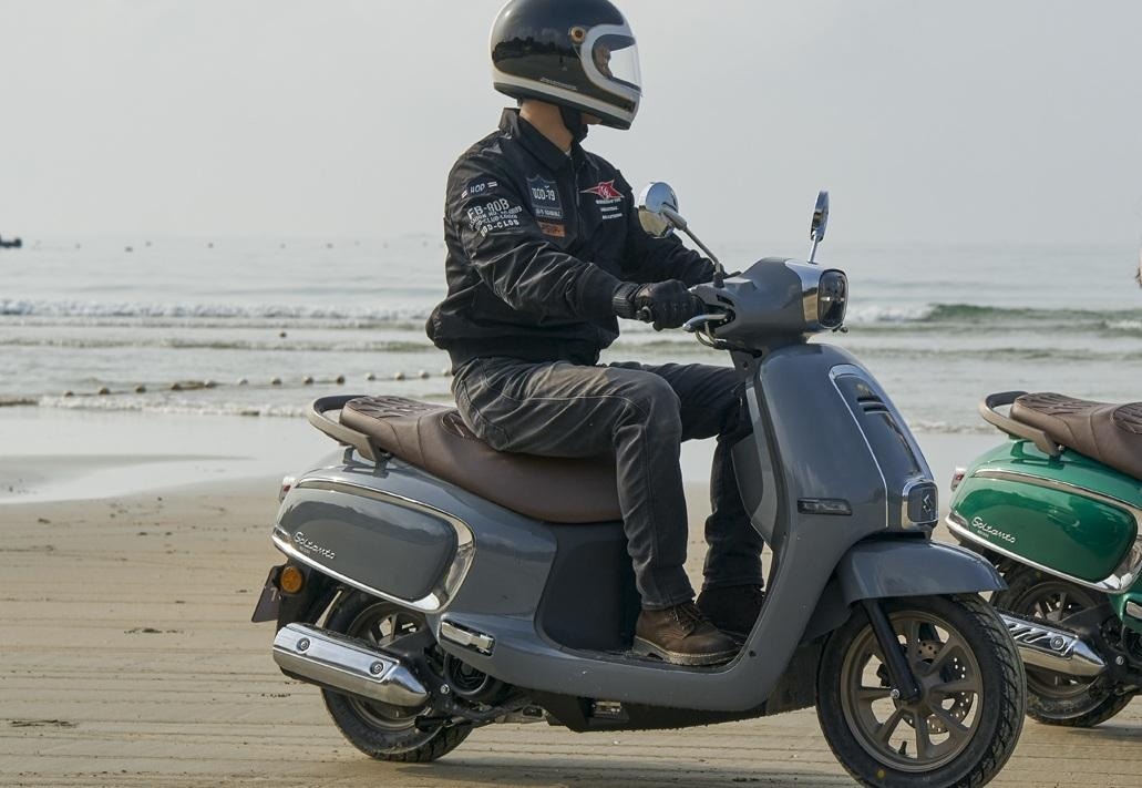 Làn gió lạ giữa thị trường xe ga: Giá chỉ 35 triệu, thiết kế sành điệu không kém cạnh Vespa